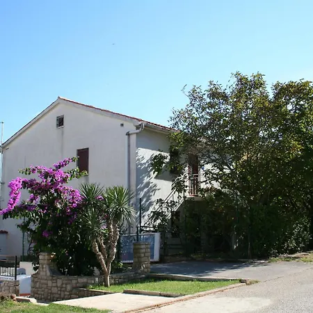 Apartment Apartment Branka Premantura